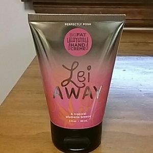 NEW Lei Away by Perfectly Posh Hand Cream